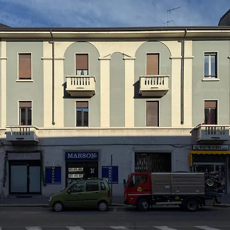 La Casa Del Pittore -centro Storico- Apartment